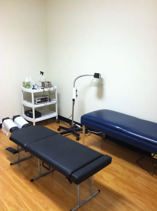 Kim Chiropractic and Acupuncture Picture 3