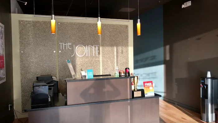 The Joint Chiropractic Picture 10