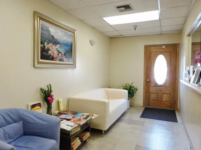 B.E.S.T. Chiropractic Clinic Picture 6