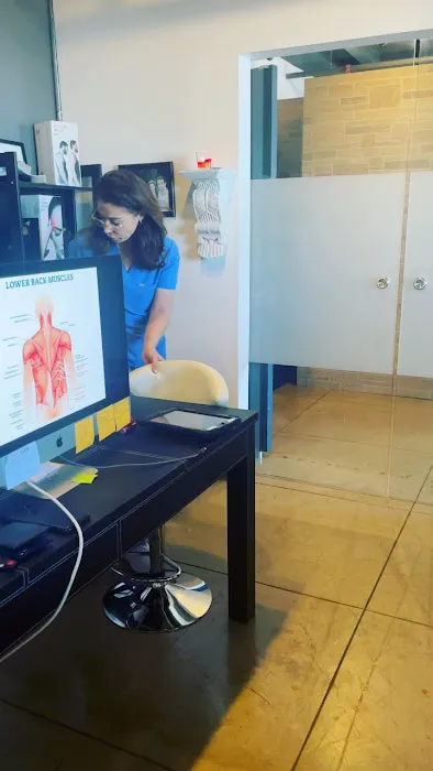 Downtown LA Dr Romina Chiropractic Picture 6