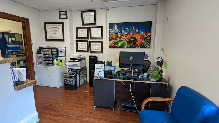 Downtown Live Chiropractic Picture 9