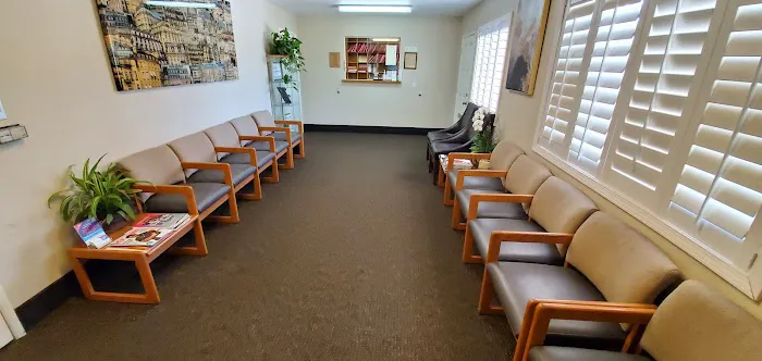 Clover Spine & Joint Center Picture 4