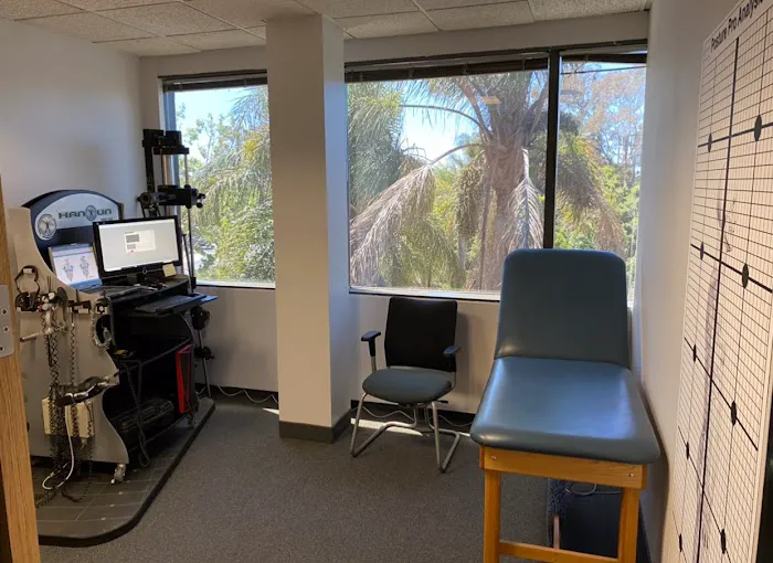 Life Performance Chiropractic and Rehab Picture 1