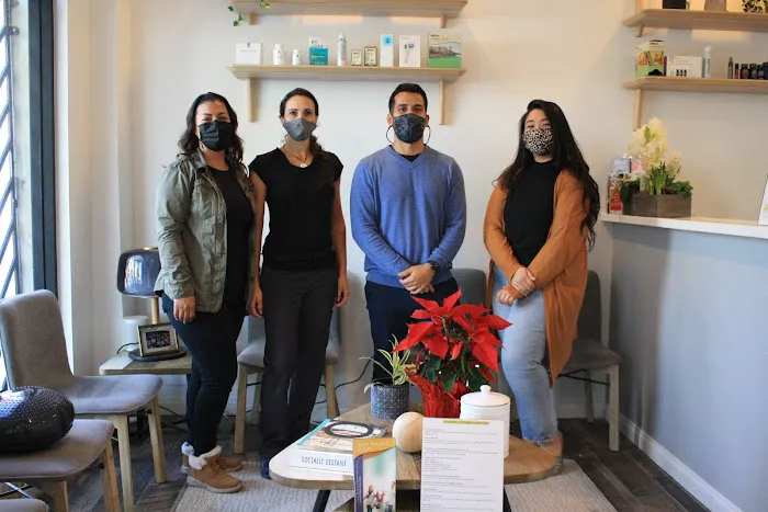 Camarillo Chiropractic & Rehab Picture 3