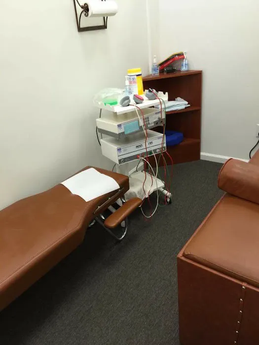Los Angeles Chiropractic Group Picture 7