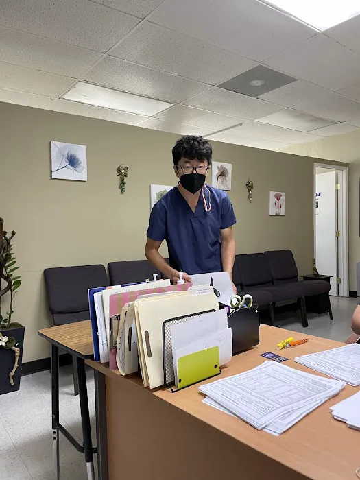 Dr. Spine Chiropractic - Vince Lee D.C. Picture 5