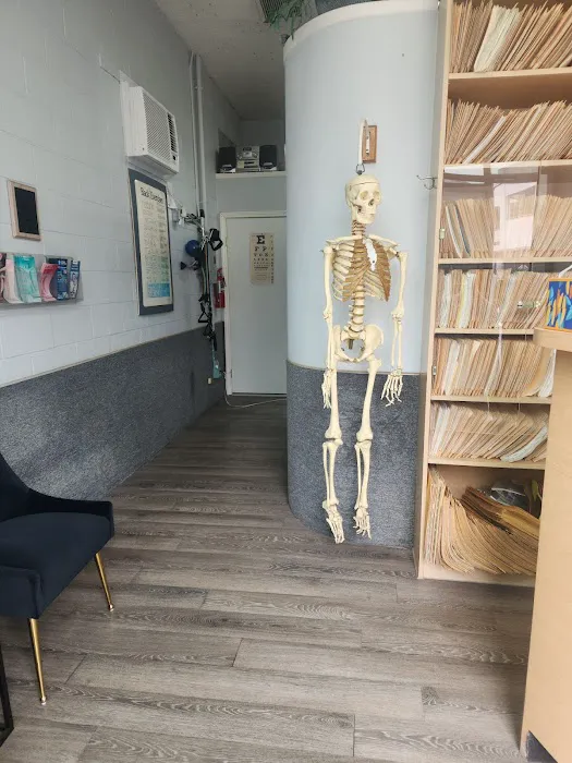 Surf City Chiropractic Picture 1