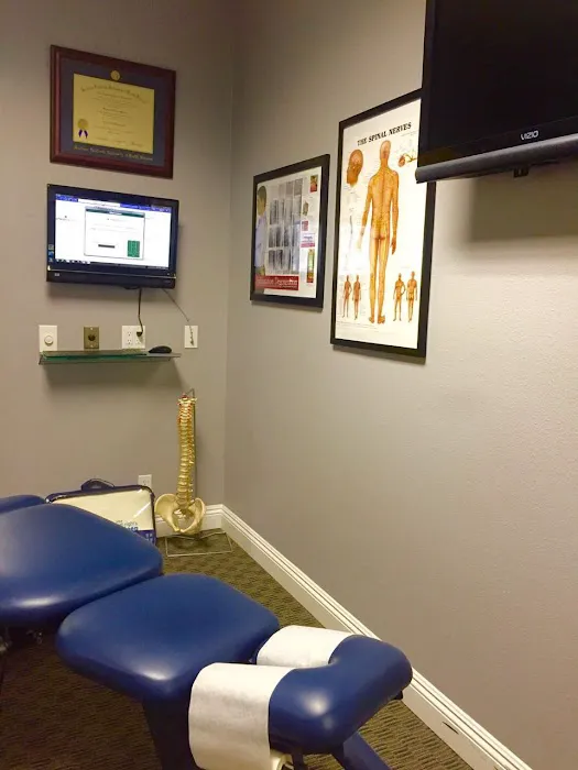 Twins Chiropractic and Physical Medicine Picture 3