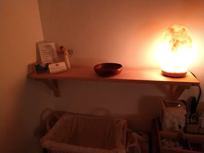 Yuki Uchida Clinic Picture 2