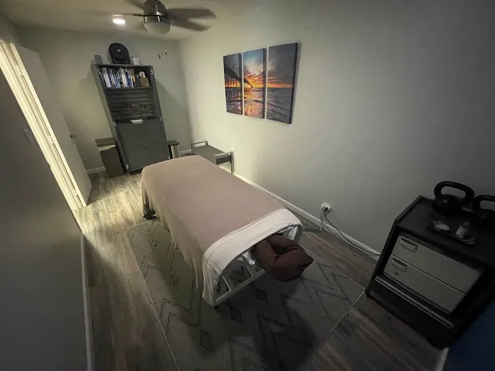 Beach Cities Sports Chiropractic Picture 2