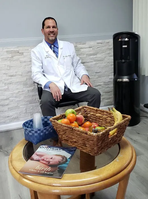 Adam Chiropractic & Wellness Center Picture 4