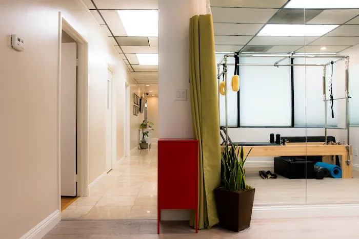 Healing Chiropractic Clinic Picture 3