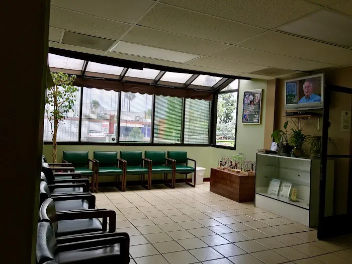 Third & Kenmore Chiropractic Picture 1