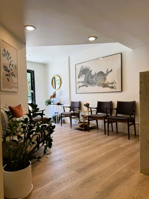 Hyperion Chiropractic Picture 1