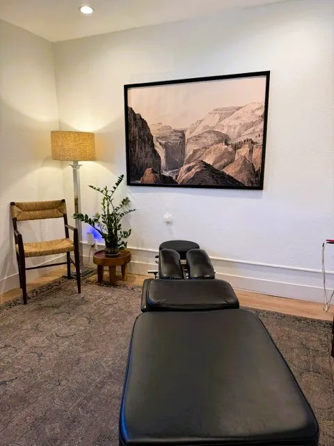 Hyperion Chiropractic Picture 3