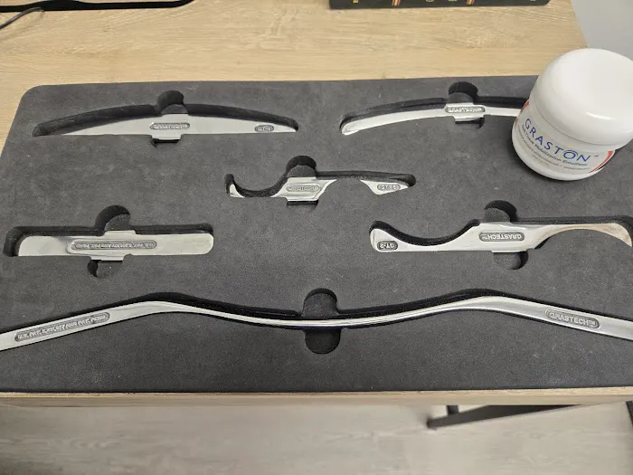 OMB clinic, chiropractic Picture 6