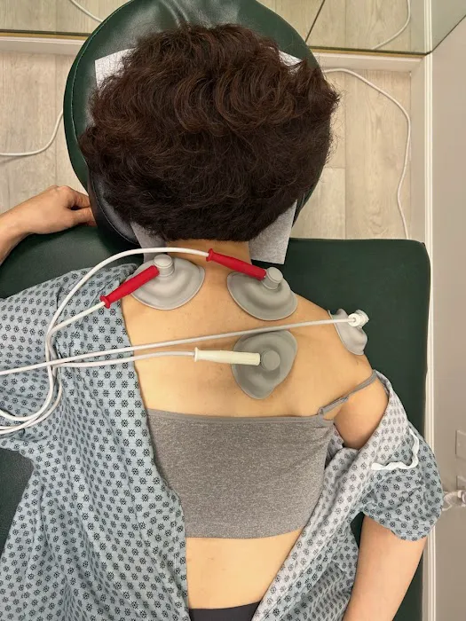 OMB clinic, chiropractic Picture 8