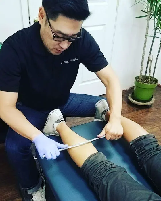 OMB clinic_chiropractic OC Picture 1