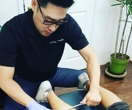 OMB clinic_chiropractic OC