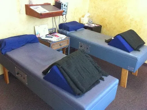 Natural Healthworks Chiropractic And Wellness Center - Chiropractor Picture 2