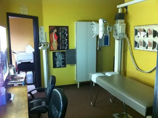 Natural Healthworks Chiropractic And Wellness Center - Chiropractor Picture 4