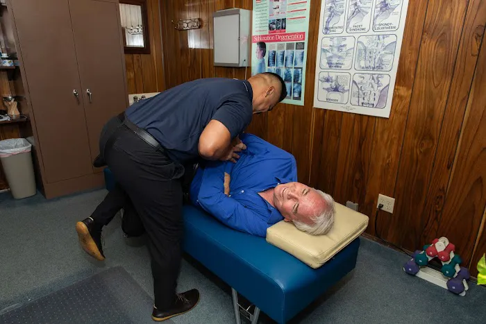 Lincoln Chiropractic Picture 6