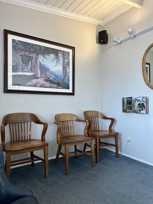 Lincoln Chiropractic Picture 9