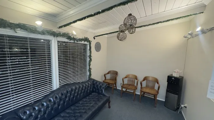 Lincoln Chiropractic Picture 10