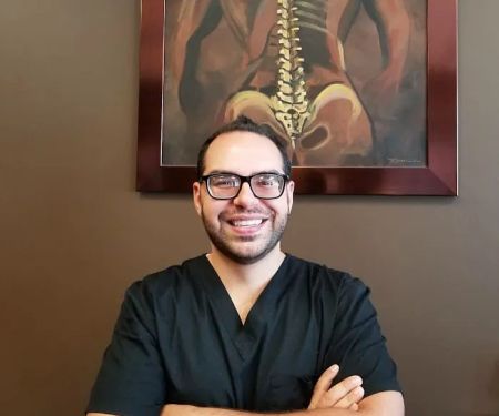 Dr. Aryan Dibagohar D.C.