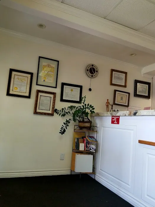 Body Care Spine & Nerve Center Picture 2