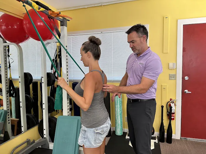 THE CENTER for orthopedic and athletic injuries Picture 4