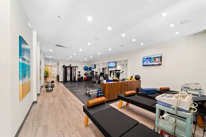 South Bay Pain & Wellness Picture 3