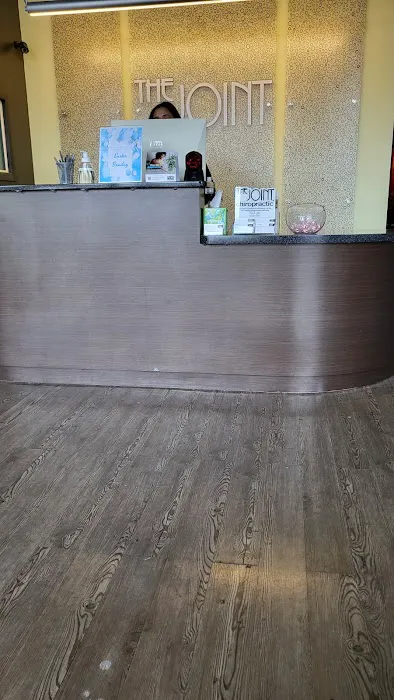 The Joint Chiropractic Picture 10