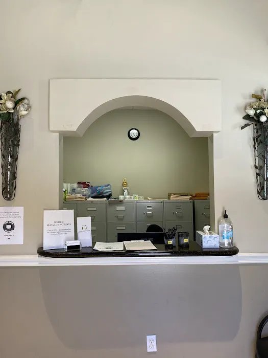 Advanced Chiropractic Treatment Center Picture 1