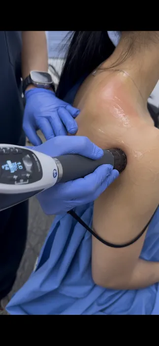 AJ Chiropractic Clinic Picture 7