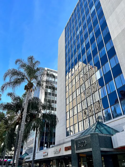 Parehjan & Vartzar Chiropractic Inc. Picture 3