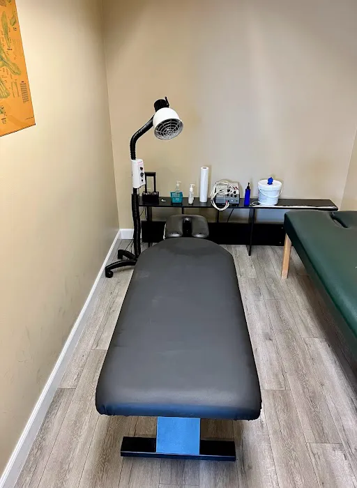 Parehjan & Vartzar Chiropractic Inc. Picture 4