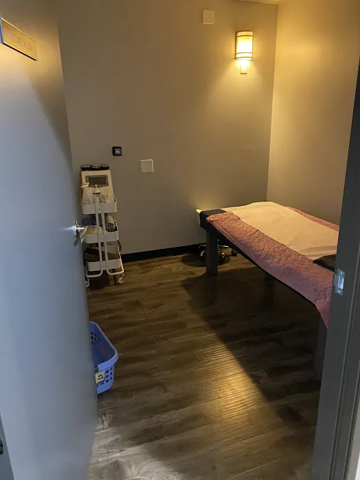 MI BONE CLINIC (미본 클리닉) Picture 8