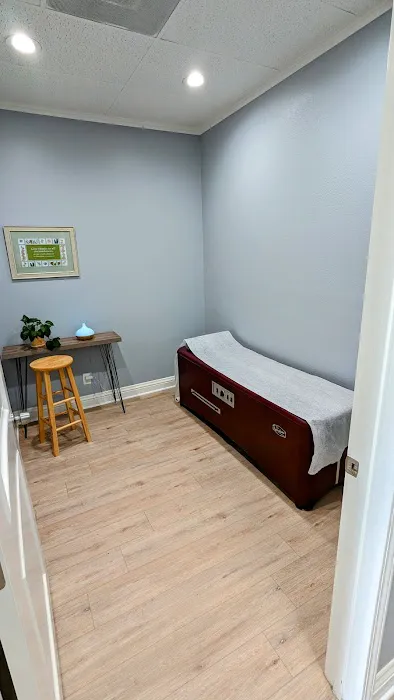 Reborn Chiropractic & Wellness Center Picture 4
