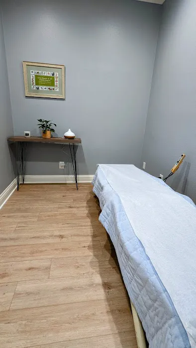 Reborn Chiropractic & Wellness Center Picture 8