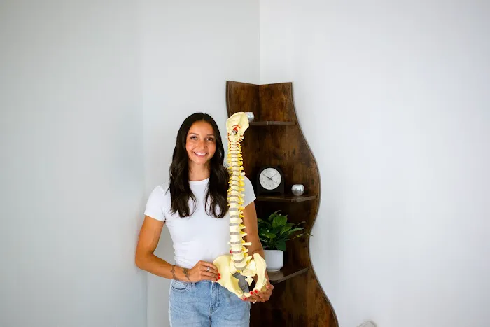 Liv Well Chiropractic Picture 2