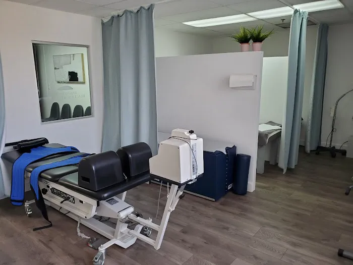 Sandstone Spine Center Picture 8
