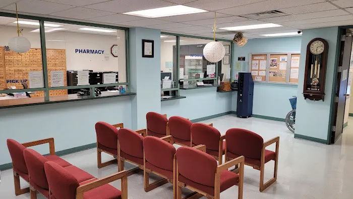 Dr. Kwang Lee Wellness Center Picture 4