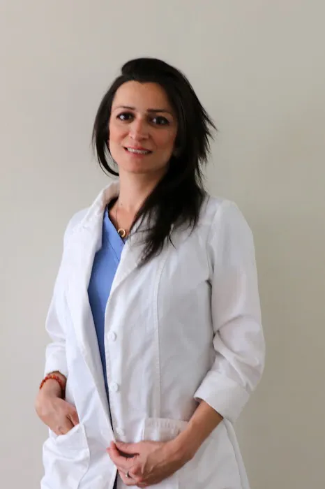 Fanai Chiropractic & Wellness Picture 1