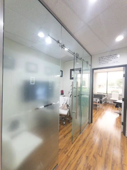Corrective Care Chiropractic Clinic Picture 4
