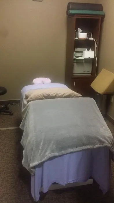 FIT Chiropractic & Psychology/Dr. Gregory Wood DC, Dr. Evelyn Escobar PSYd Picture 2