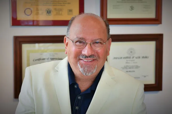 Dr. Mark L Vinick, DC, CAS Picture 2
