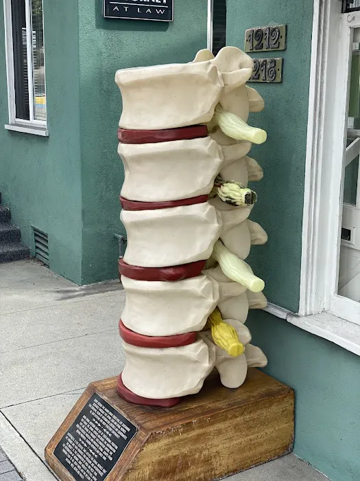 Bates Chiropractic Picture 1