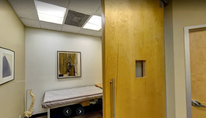 Dr. Steven Becker Los Angeles Chiropractor Picture 1