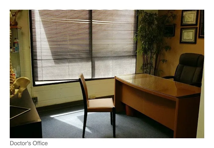 Arnold and Shahgaldian Chiropractic Picture 7